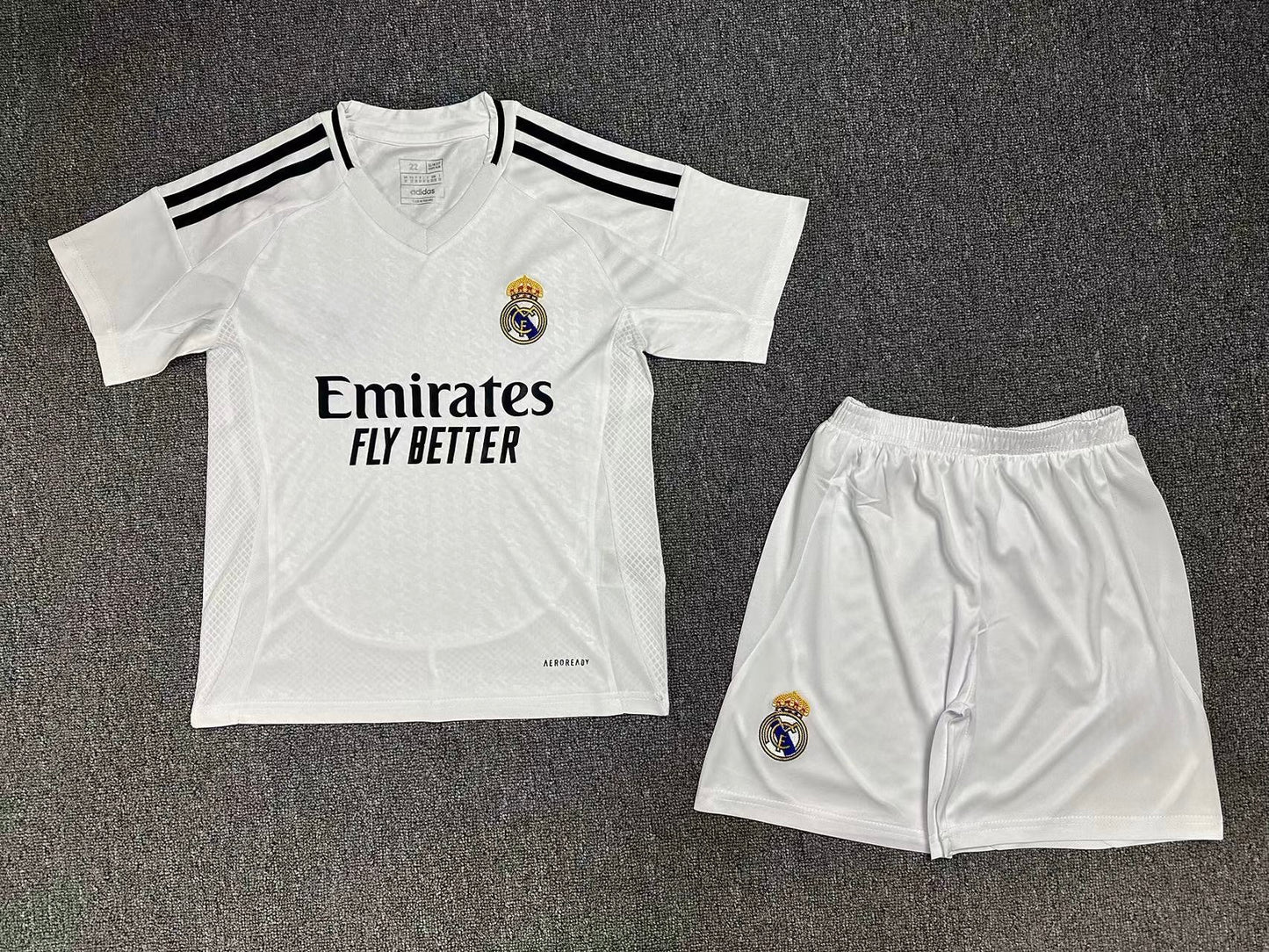 Real Madrid Hemma 25